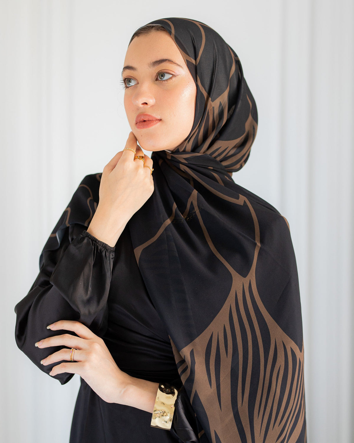 Night Dunes neutral chiffon hijab by JAIDA