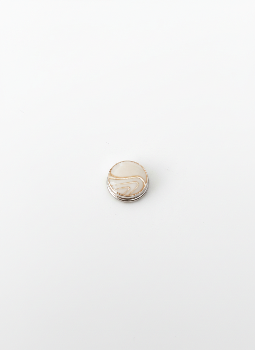 Ivory Wave (White/Gold) Hijab Magnet