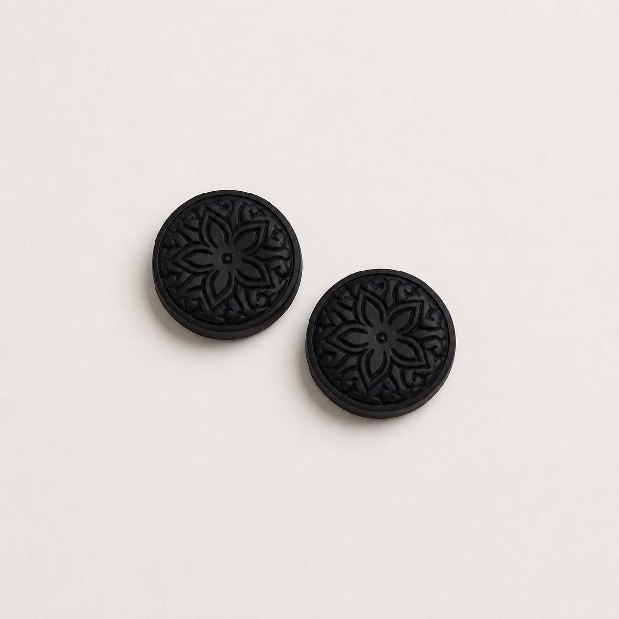 Black embossed mandala hijab magnet set